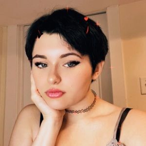 Meet your Posher, Isabelle